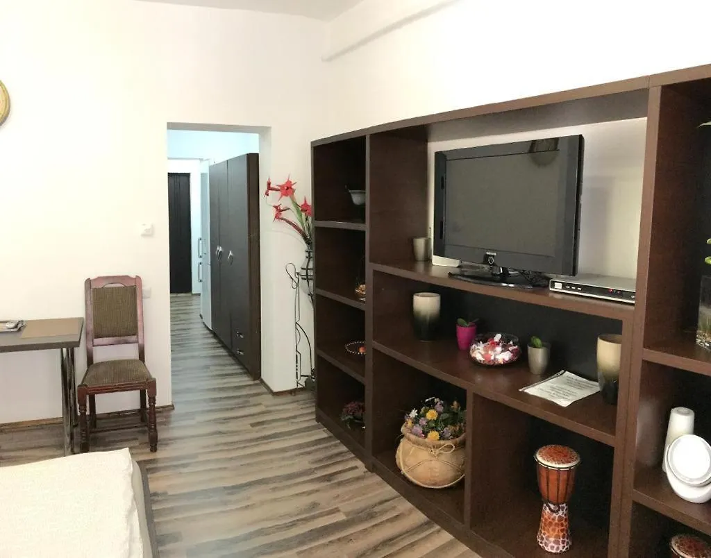Apartment Lucy Accommodation Bukarest